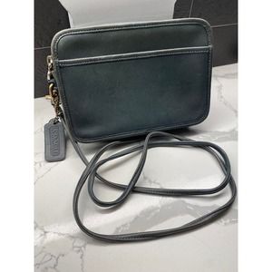 Fantastic VINTAGE purse with long shoulder strap